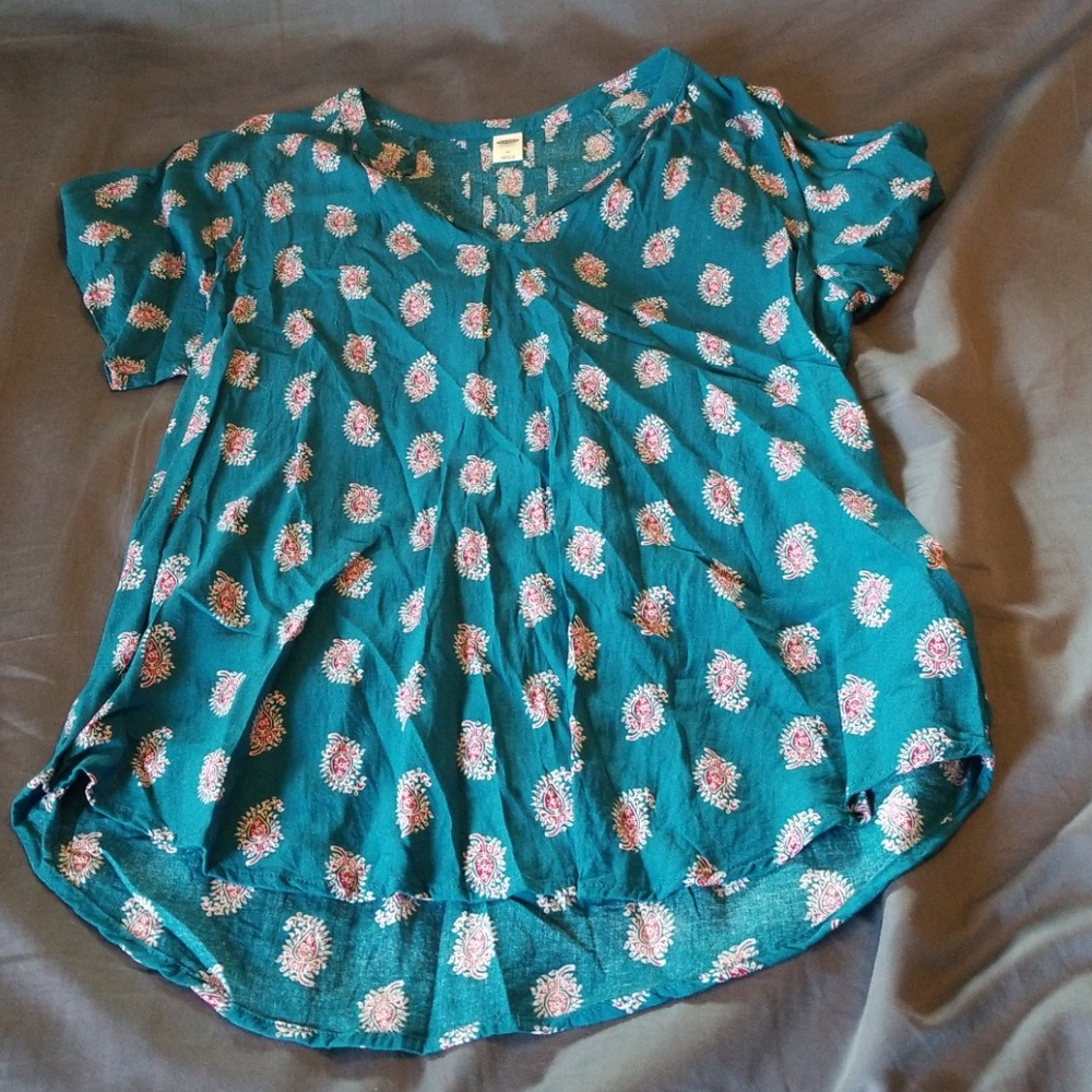 Old Navy shirt